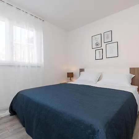 D&A Superior Apartman Rabac Exterior photo